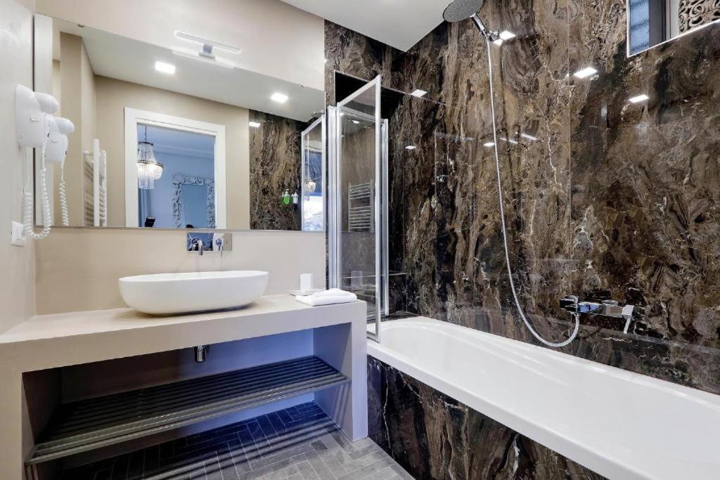 Boutique Suites Della Croce Roma Dış mekan fotoğraf